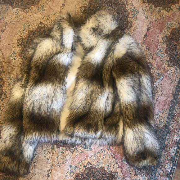LF fur zip up coat - Picture 2 of 5